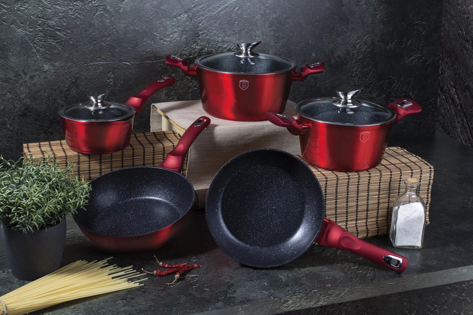 A Flavorful Thanksgiving Feast with Berlinger Haus Cookware Sets